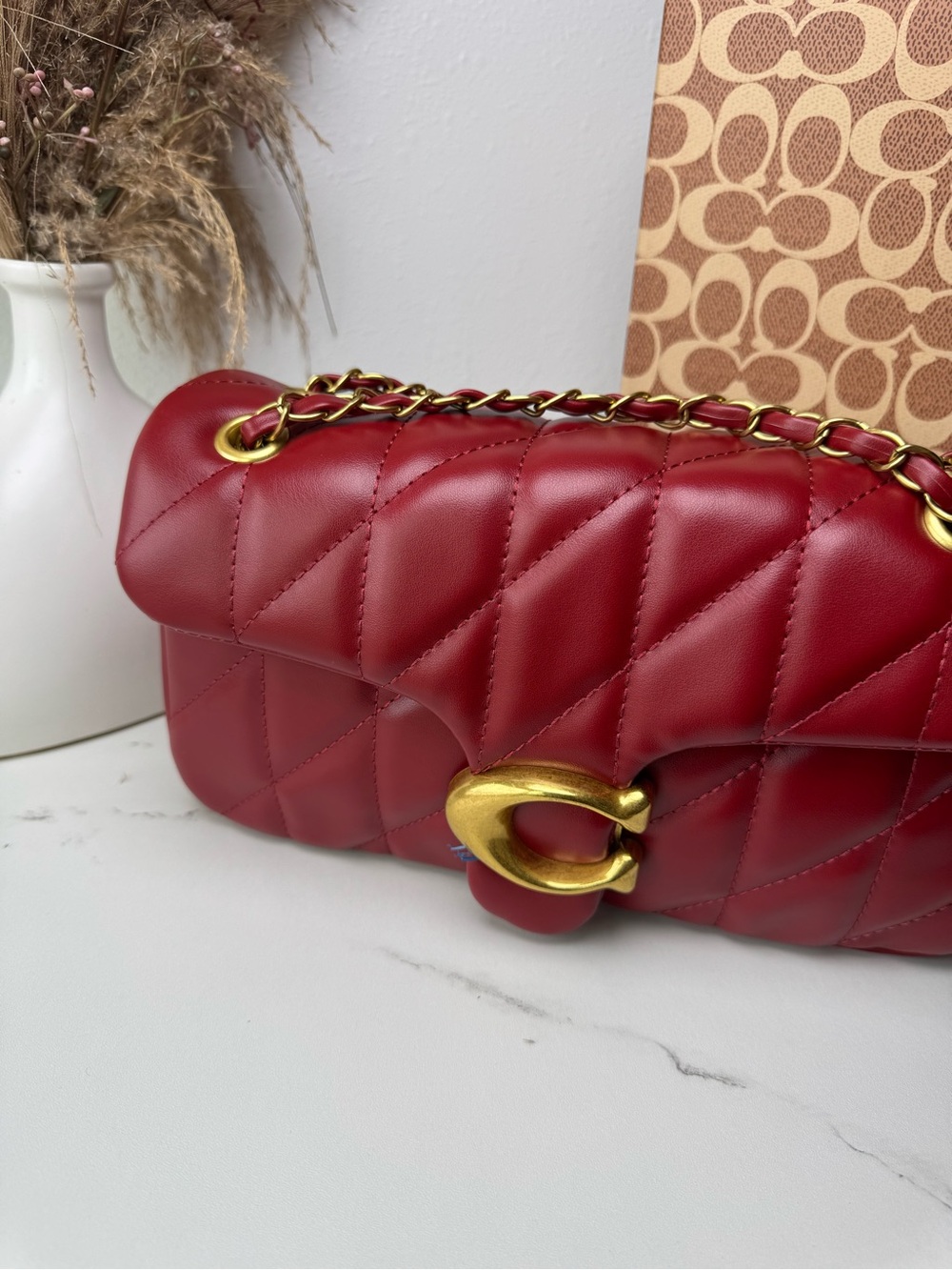 Coach Quilted Red Leather Shoulder Bag with Gold Chain - Picture 5 of 5